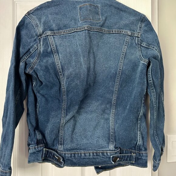Levi’s Jean Jacket - Picture 5 of 8